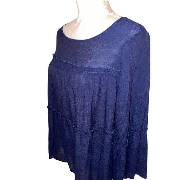 New Directions Navy Blue Tiered
Swing Top Blouse Long Bell
Sleeve Ladies Size 1X - Picture 3 of 7